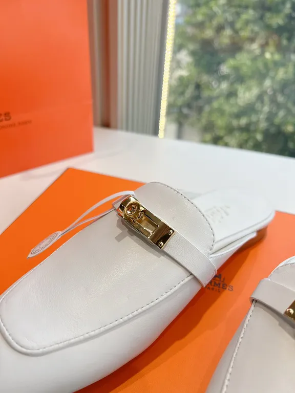 Hermes Shoe 